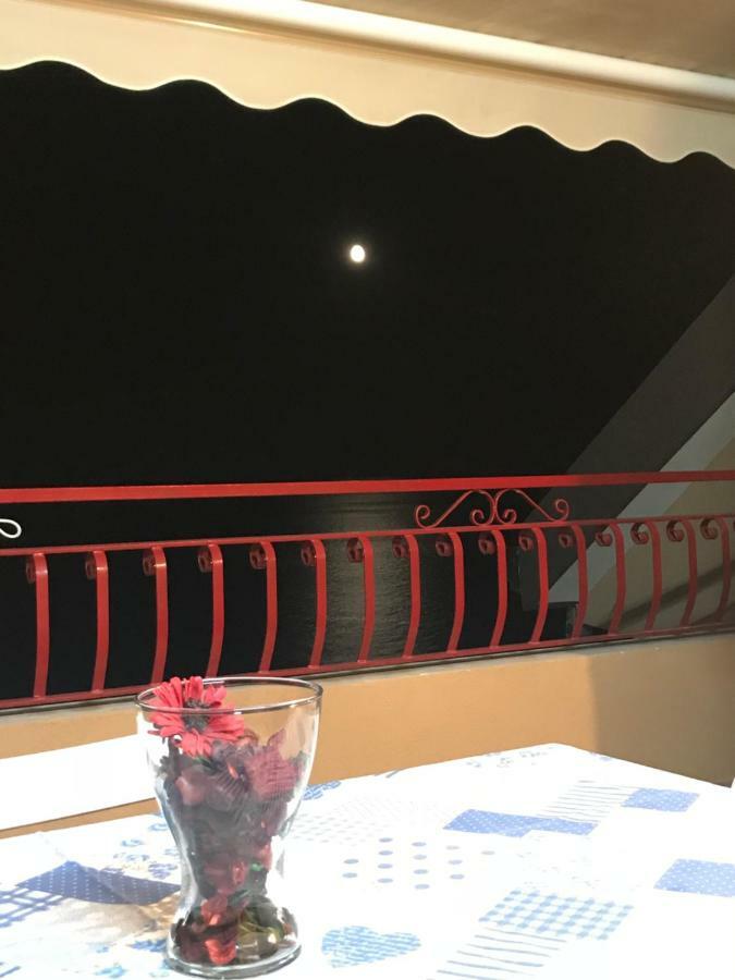 Apartamento La casa del sole sorgente Letojanni Exterior foto